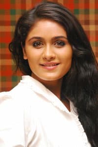 Bianca Desai in Chellidaru Sampigeya