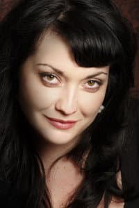 Terra Hazelton in Cranks