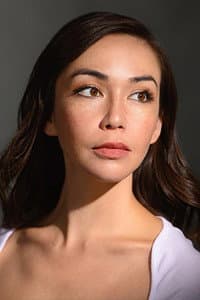 Joanna Sotomura in Heartless