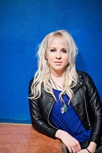 Jessica Wolff in Fray
