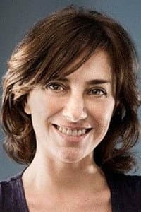 Carola Manzanares in La hora fría