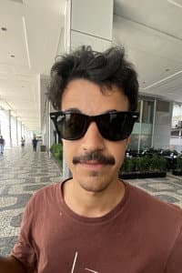 Rodrigo Carauta in Saudades Fúteis