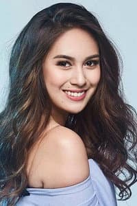 Yen Santos in Northern Lights: A Journey to Love