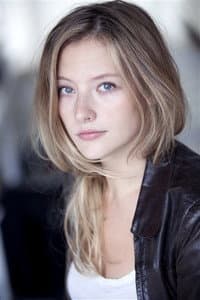 Astrid Roos in Meurtres à Pont-Aven
