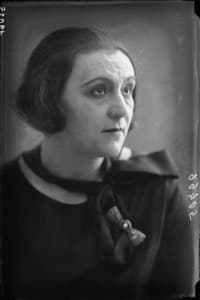 Tatyana Pavlova in Ménage all'italiana