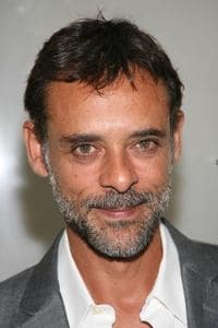 Alexander Siddig in Espion(s)