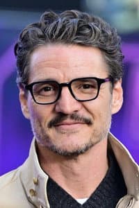 Pedro Pascal in House Comes with a Bird