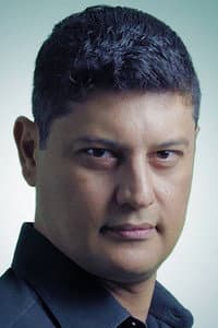 Foca Magalhães in Prédio Vazio