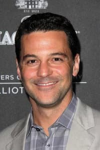David Alan Basche in Crazylove