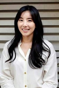 Park Ji-yeon in 여고괴담 3: 여우계단