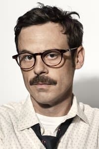 Scoot McNairy in Monsters