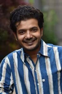 Sreenath Bhasi in Kallai FM