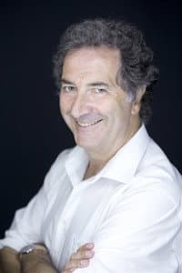 François Morel in À Coup Sûr