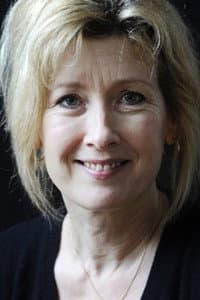 Ariane Schluter in Polonaise