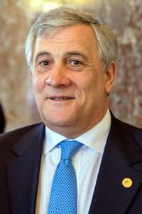 Antonio Tajani in Qu'est-ce qu'un bon impôt ?