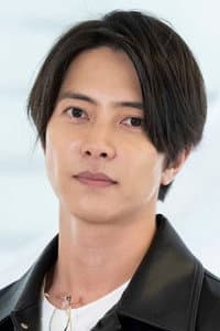Tomohisa Yamashita in Kinkyori Ren Ai