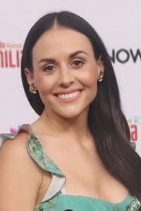 Zuria Vega in Casi una gran estafa