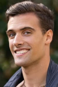 Jason Pierce in Buxom Beauties 4