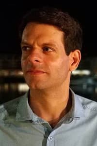 Mauricio Ceres in Camila