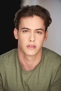 Sam Kantor in Noah