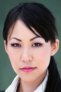 Emi Kamito in El Matador