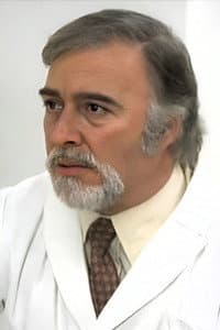 Antonio Sarrá in Emmanuelle y Carol