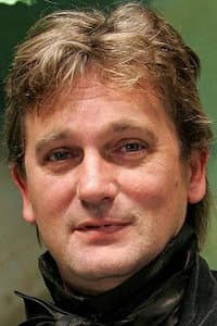 Simon Shepherd in Bait