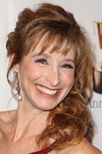 Dina Sherman in Lenny & Sid: Love Thy Neighbor