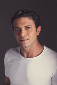 Asser Yassin in Il shaghala
