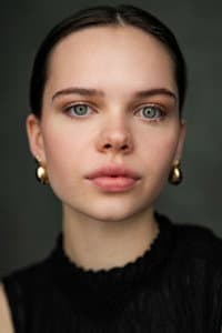 Eloise Middleton-Comfort in Pandora