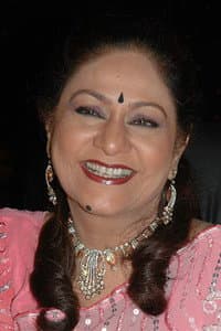 Aruna Irani in Hum Hain Kamaal Ke