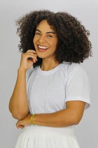 Aninha Pinheiro in Me Abrigo em Colo e Chão