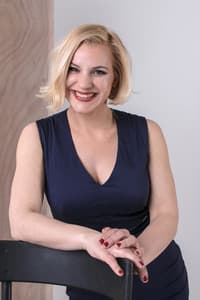 Karin Komljanec in Estrellita