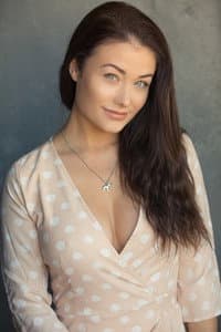 Jessica Impiazzi in Tapped