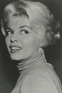 Sandra Giles in Crazy Times