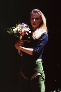 Simone Thiébaut in Les Îles