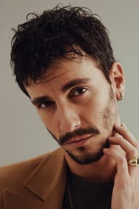 Bertan Asllani in Yabani