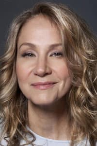 Joan Osborne in Pavarotti & Friends 4 - For War Child