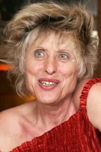 Catherine Lachens in Je suis timide... mais je me soigne