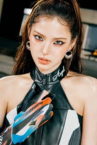 Mai in 아이랜드