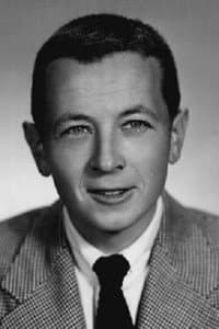 Gil Stratton in Here Come the Marines