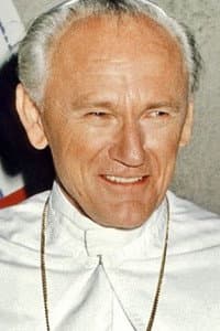 Eugene Greytak in Miss Cast Away and the Island Girls