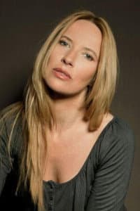 Susana Sá in Guerra