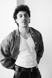 Carlos Uguina in Conexiones