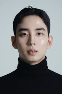 Hong Yoon-soo in 엄마친구아들