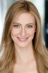 Lize Johnston in Mira Mira