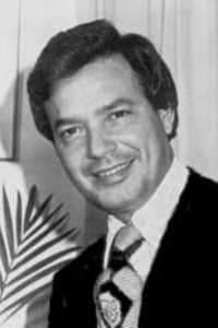 José Yedra in Vírgenes de la nueva ola