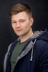 Sean Foster in Whisky Business