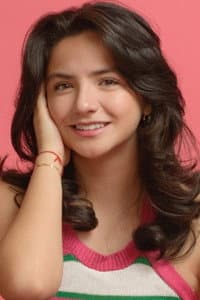 Annie Cabello in Anónima
