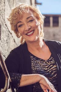 Angie Savall in Cuento Chino